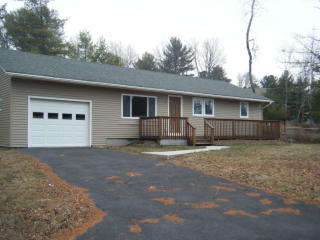 10 Terrace Dr, Monticello, NY 12701-4332