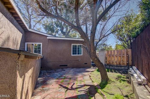 2902 El Caminito, Glendale CA 91214-2005 exterior