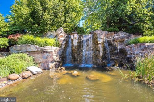 18506 Pelicans Nest Way, Leesburg VA  20176-3963 exterior