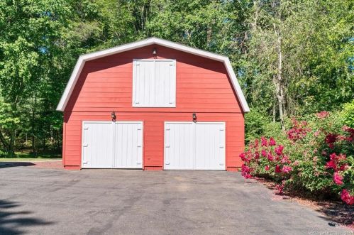 73 Jeffrey Ln, Kensington, CT 06037-3061