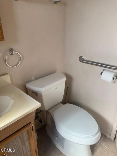 164 Navarro St, Oxnard CA 93030-6153 exterior