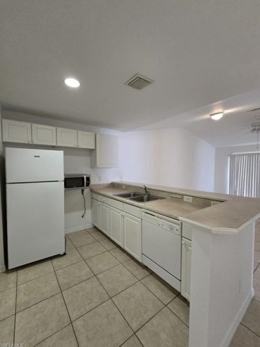 2213 15th St, Cape Coral, FL 33909-1702
