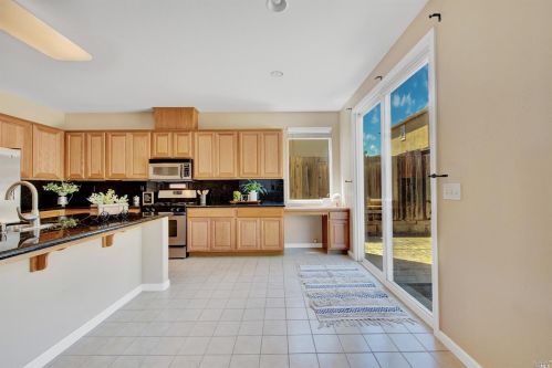 1173 Villaggio Cir, Vacaville CA  95688-8774 exterior