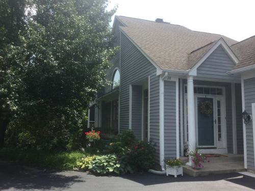 28 Southampton Parish Rd, Landenberg, PA 19350-9382