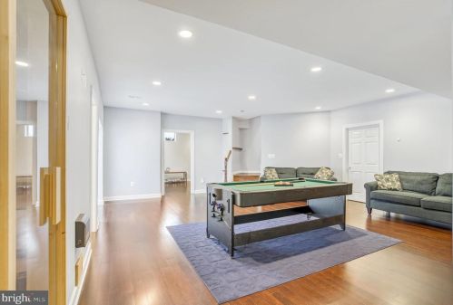 42104 Glynn Tarra Pl, Leesburg VA  20176-5478 exterior