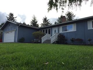 5850 Christopher Dr, Eureka, CA 95503-6720