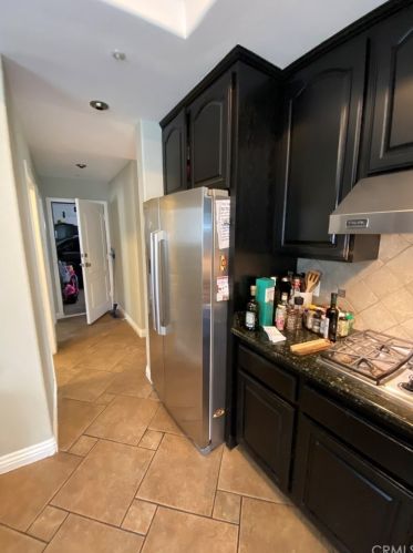2004 Voorhees Ave, Redondo Beach, CA 90278-2329