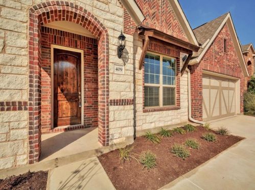 409 Bluehaw Dr, Georgetown TX  78628-7062 exterior