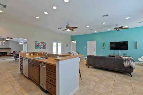 36422 Sandsal Cir, Rancho Mirage CA  92270-1916 exterior