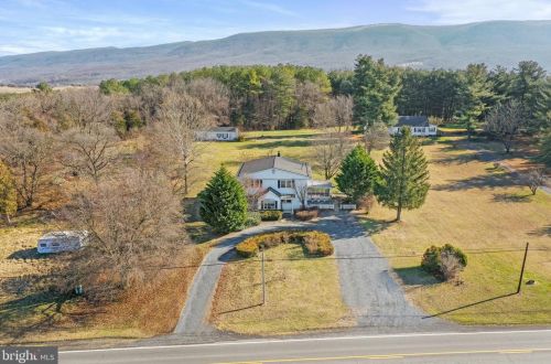 13070 Old Valley Pike, Edinburg VA  22824-3144 exterior