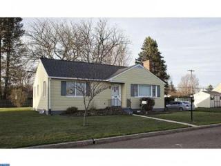 803 4th Ave, Parkesburg, PA 19365-1317
