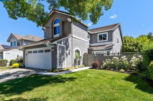 25 Glasgow Cir, Danville, CA 94526-2924
