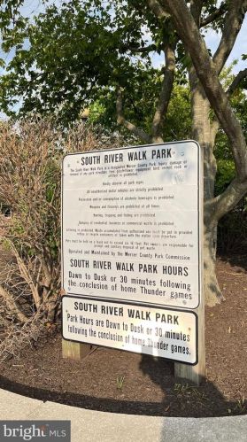 954 Lamberton St, Trenton NJ 08611-3412 exterior