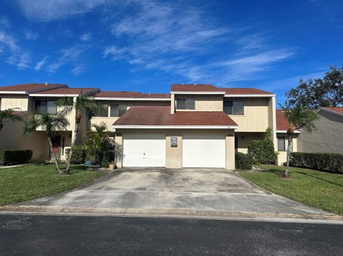 1659 Crossing Cir, Palm City FL  34990-2465 exterior