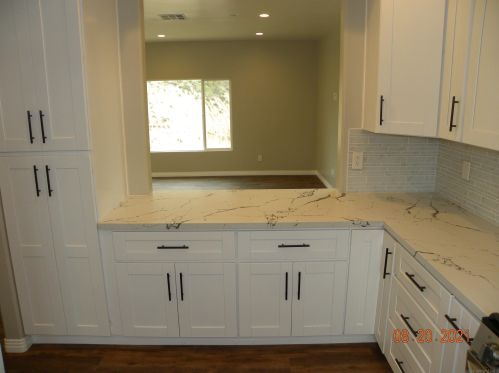 2791 Hopkins St, San Diego, CA 92139-3414