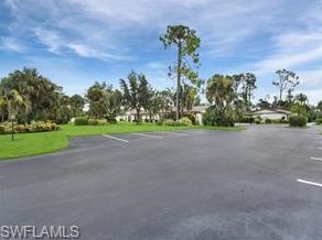 1029 Pine Isle Ln, Naples FL  34112-6178 exterior