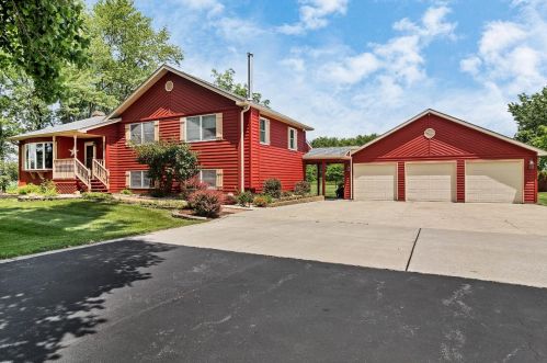 13113 Delaware St, Crown Point, IN 46307-9703