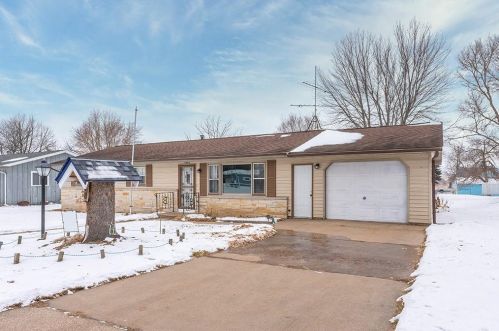 39885 Winsand Dr, Osseo, WI 54758