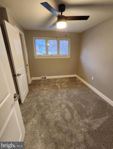 500 Grove Ln, Norristown PA  19406-3140 exterior