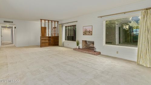 6601 Montezuma Dr, Tucson, AZ 85718-2427