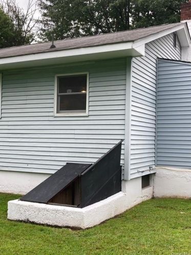 61 Bullville Rd, Montgomery NY  12549-1813 exterior