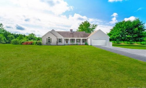 64 Ross Hill Rd, Norwich, CT 06351-2846