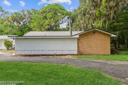 2196 Pamela St, Titusville, FL 32796-3232