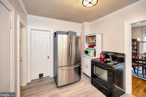 142 Main St, Bowling Green VA  22427-9425 exterior