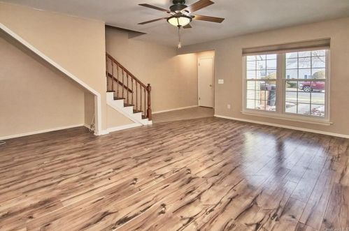 29 Weathervane Way, Warwick NY  10990-4243 exterior