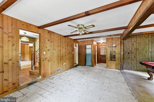 108 Shadow Ct, Dover DE  19904-4816 exterior