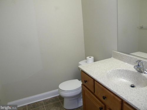 16461 Richmond Tpke, Bowling Green VA  22427-2207 exterior