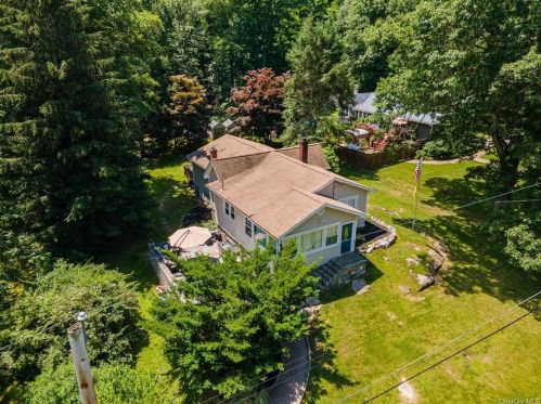 1561 Sylvan Rd, Mohegan Lake, NY 10547-1928