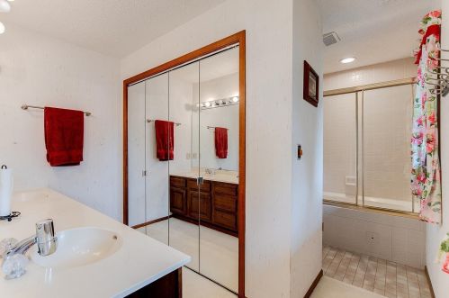 20 Valley Ln, Hastings MN  55033-3332 exterior