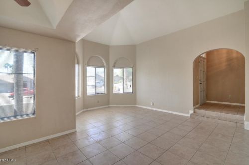 14231 Silverado Dr, Scottsdale, AZ 85268-3038