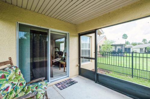 328 Grand Canal Dr, Kissimmee FL  34759-4344 exterior