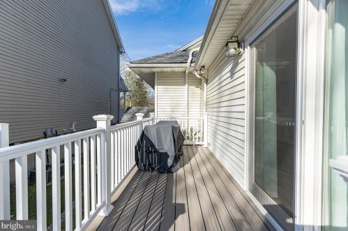 400 Albany Ave, Barrington NJ  08007-1035 exterior