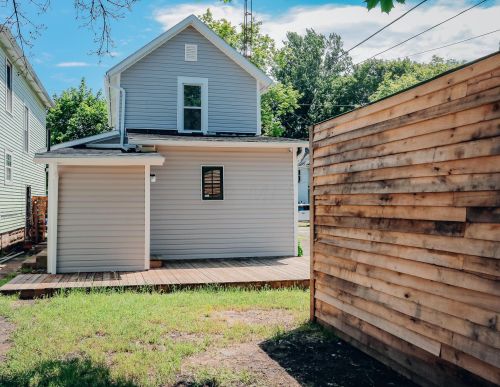 382 Chestnut St, Marion, OH 43302-2941