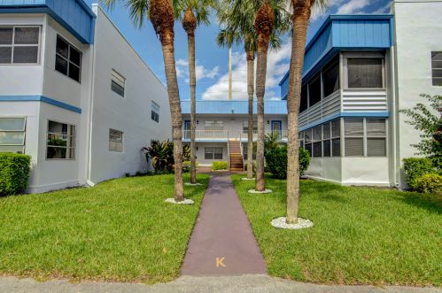 523 Normandy K, Delray Beach FL  33484-4824 exterior