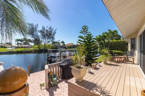 5223 20th Pl, Cape Coral, FL 33914-6825
