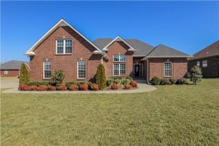986 Terraceside Cir, Clarksville, TN 37040-6134