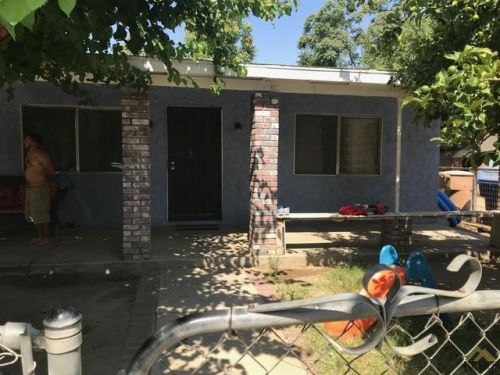 10000 Myrtle Ave, Lamont, CA 93241-1536