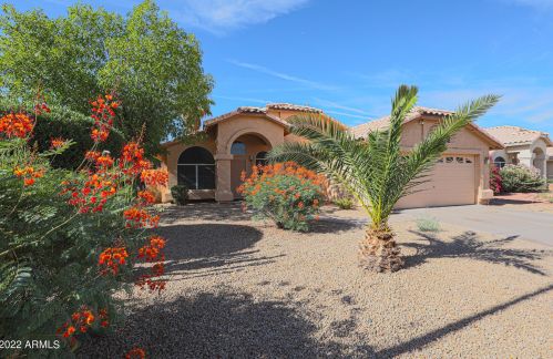 12333 Edgemont Ave, Avondale AZ  85392-5566 exterior