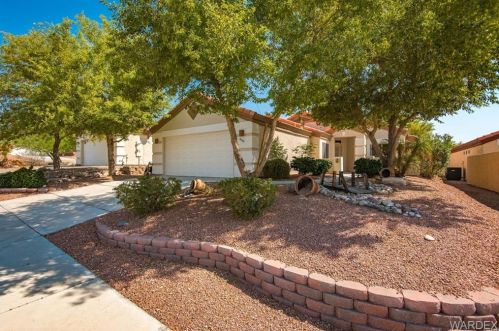 3088 Siena Dr, Bullhead City, AZ 86442-8454