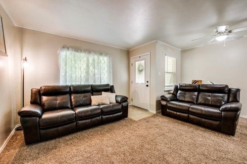 912 Ellis St, Waxahachie, TX 75165-4160