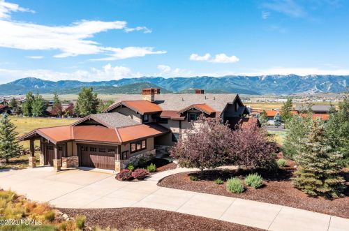 2344 Saddlehorn Dr, Park City, UT 84098-6361
