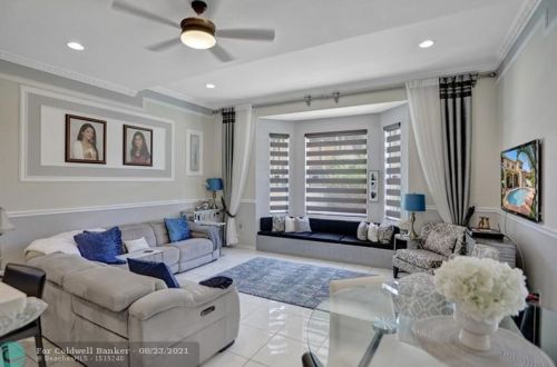 13451 21st St, Hollywood FL  33027-2671 exterior