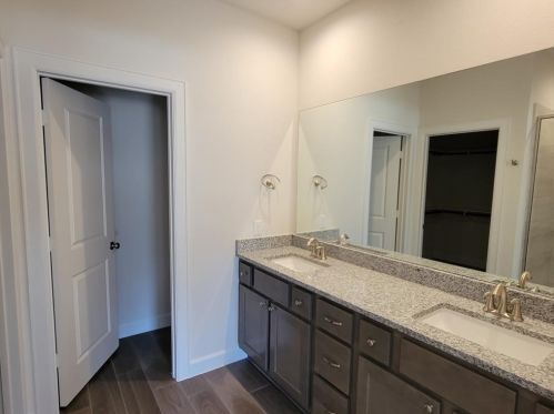 1433 Ladelle St, Dinsmore TX  77488-3428 exterior