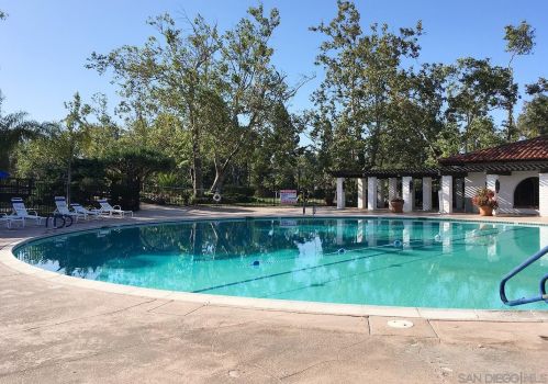 3302 Don Tomaso Dr, Carlsbad CA  92010-3951 exterior