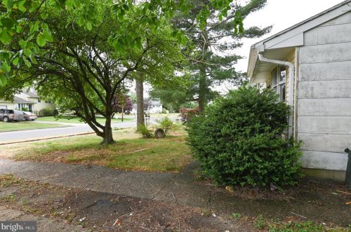 305 Carnegie Ave, Wenonah NJ  08090-1411 exterior