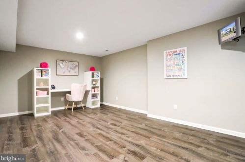 214 Union Ridge Dr, Charles Town WV  25414-4950 exterior